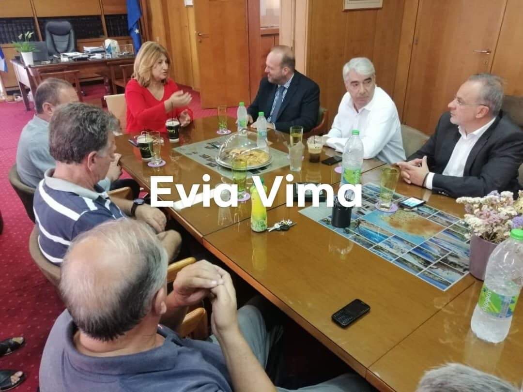 Τώρα στο Επιμελητήριο Εύβοιας ο διοικητής του ΟΑΕΔ (ΦΩΤΟ)