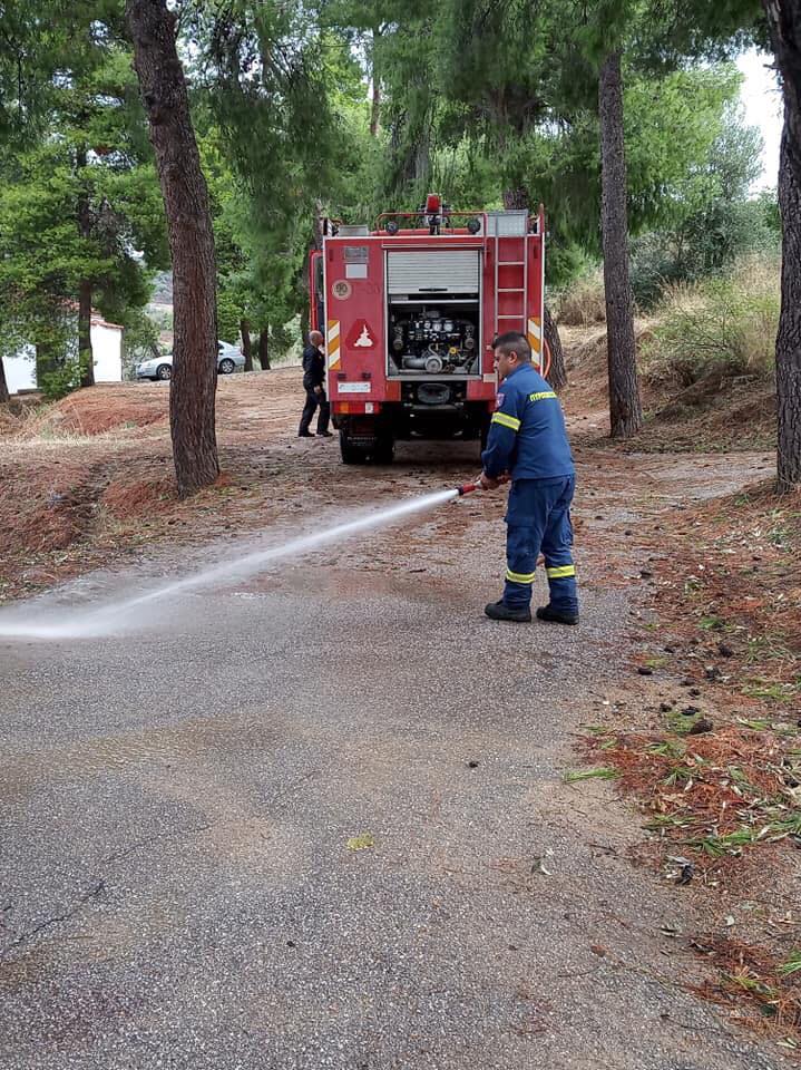 Αιδηψός – Το πυροσβεστικό κλιμάκιο φρόντισε για την ασφάλεια των μαθητών του Δημοτικού Σχολείου