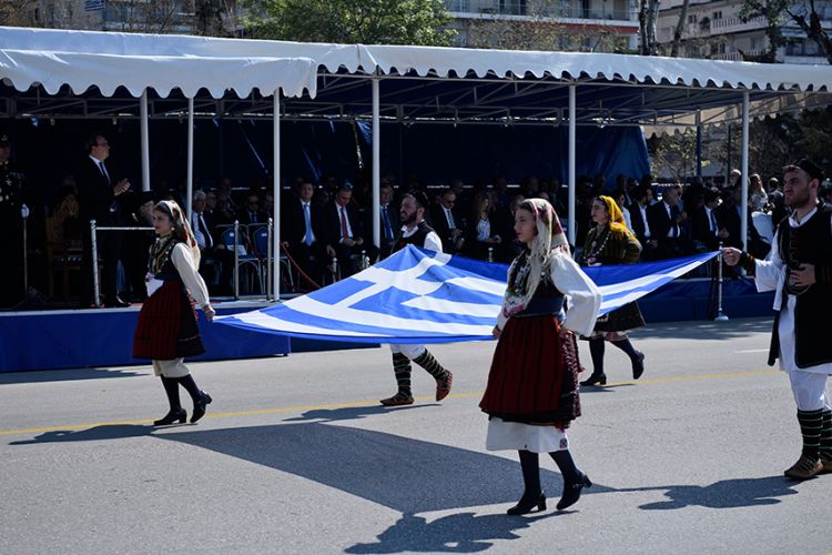 Καιρός 28ης Οκτωβρίου: Λιακάδα έως και 27 βαθμούς η θερμοκρασία