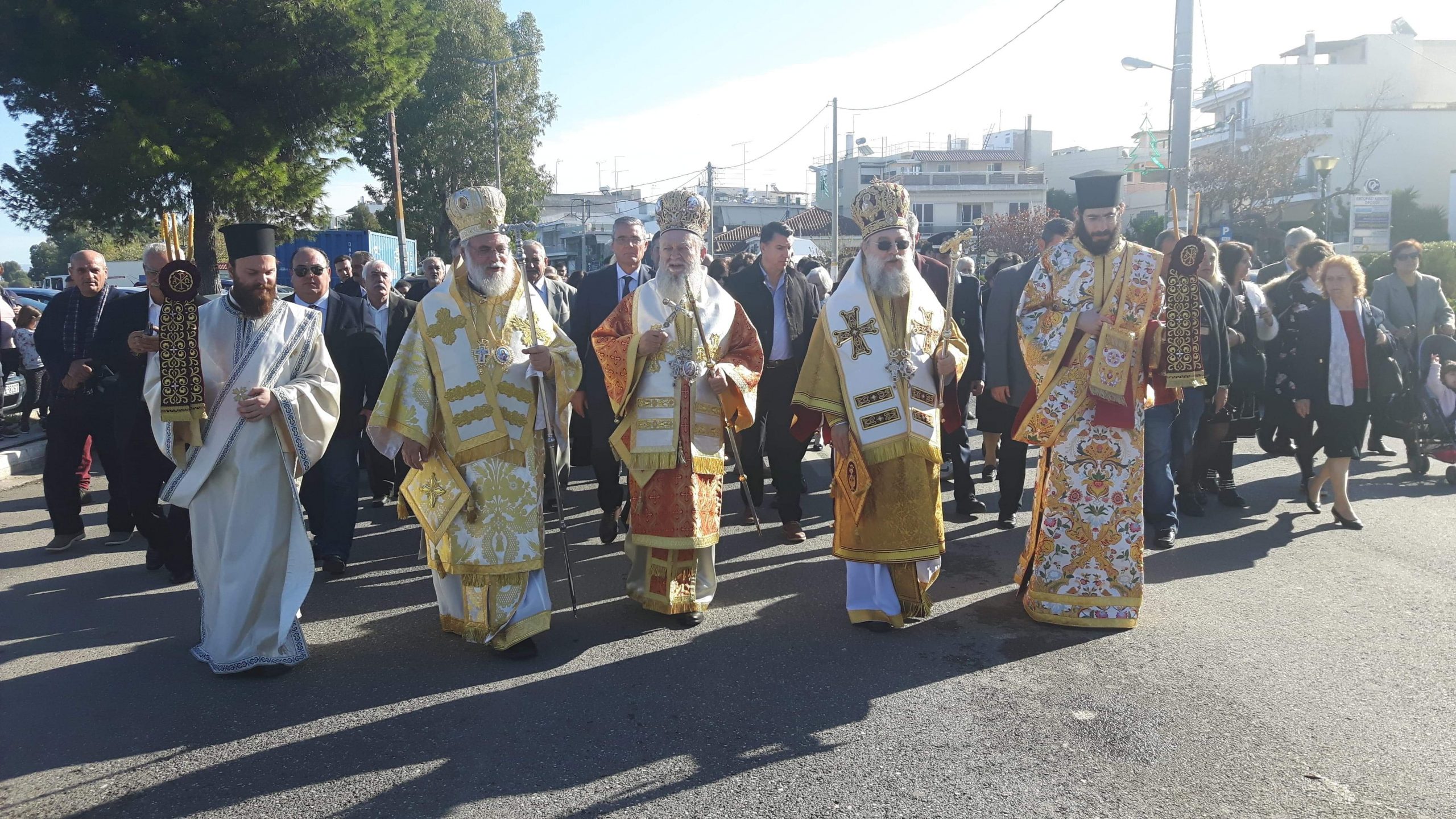 Λαμπρό Συλλείτουργο στον Άγιο Ανδρέα Σκάλας Ωρωπού-[ΦΩΤΟ]