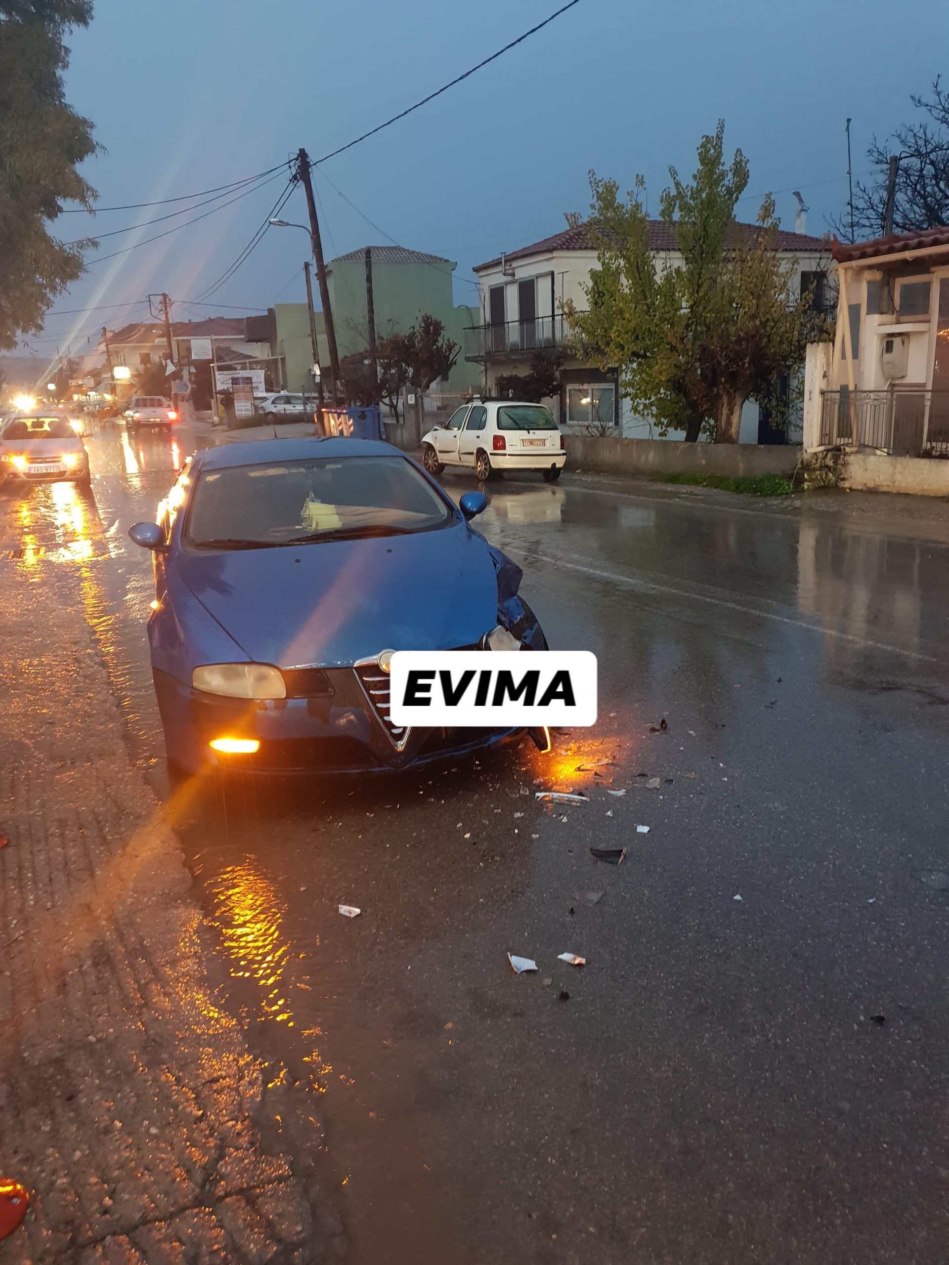 Εύβοια Τώρα-Σφοδρό τροχαίο στο Νεοχώρι [ΦΩΤΟ]