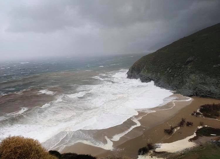 Στο έλεος της κακοκαιρίας η Εύβοια (photos)