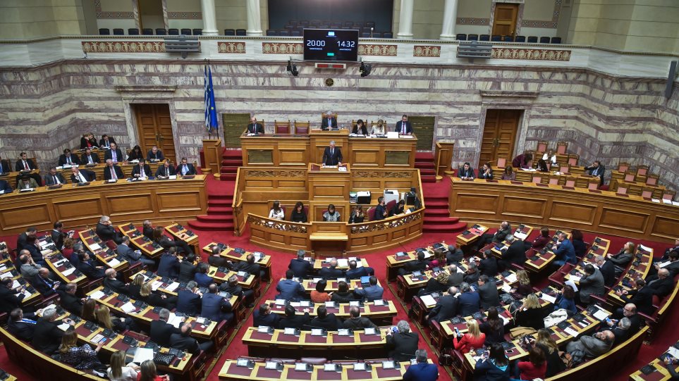 Υπερψηφίστηκε ο προϋπολογισμός του 2020: Πέρασε με 158 «ναι» έναντι 139 «όχι»