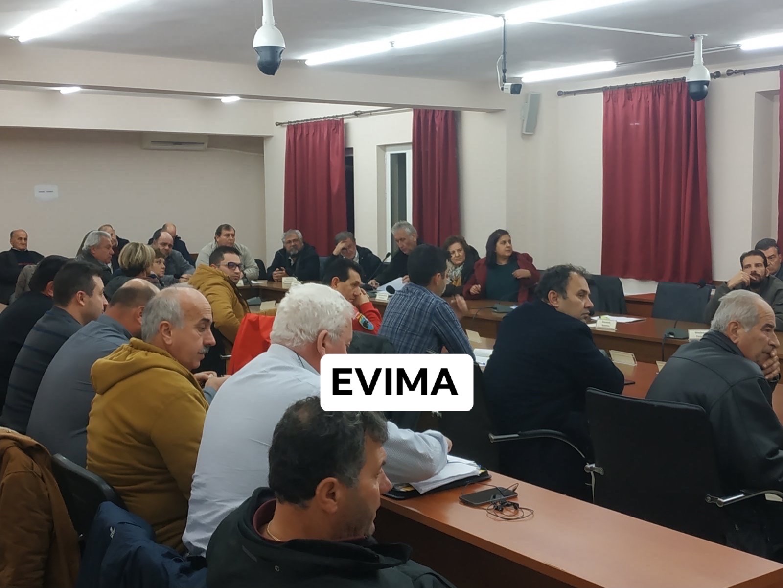 Τώρα-Η συνεδρίαση της επιτροπής διαβούλευσης Κύμης Αλιβερίου-[ΦΩΤΟ]