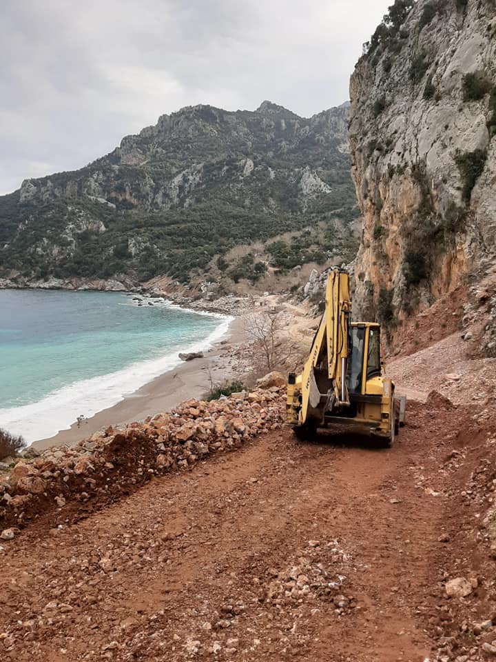 Κοινότητα Βιτάλων-Έργα συντήρησης της οδοποιίας σε σημεία που είχαν πρόβλημα από την κακοκαιρία