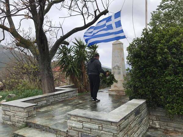 Mε κατάθεση στεφάνων τιμήθηκε η επέτειος της 25ης Μαρτίου στον Αλμυροπόταμο (photos)