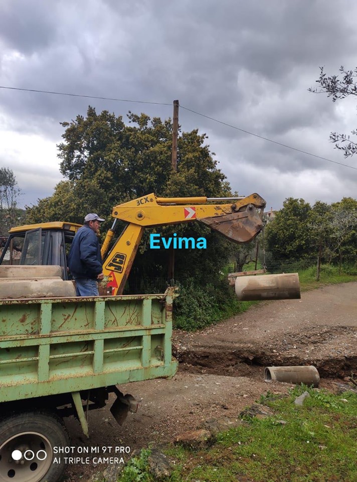 Αποκατάσταση ζημιών στην περιοχή του Μαλακώντα από συνεργεία του Δήμου Ερέτριας [Photos]