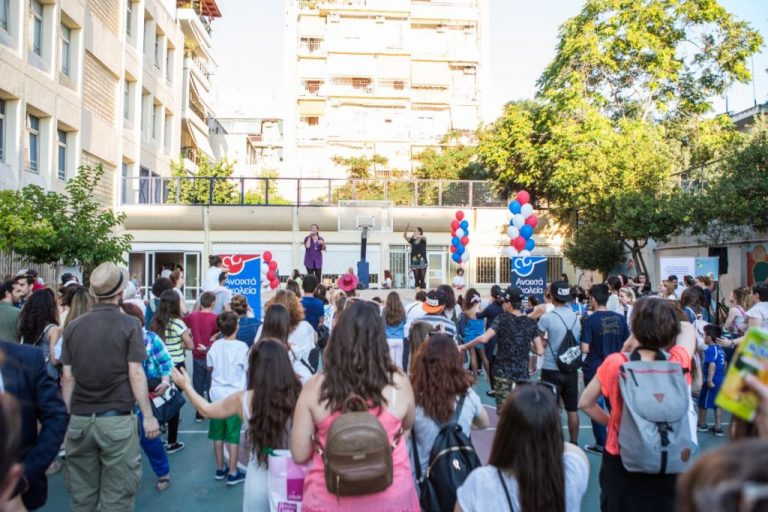 Πόσο επικίνδυνο είναι το άνοιγμα των σχολείων μετά την άρση της καραντίνας