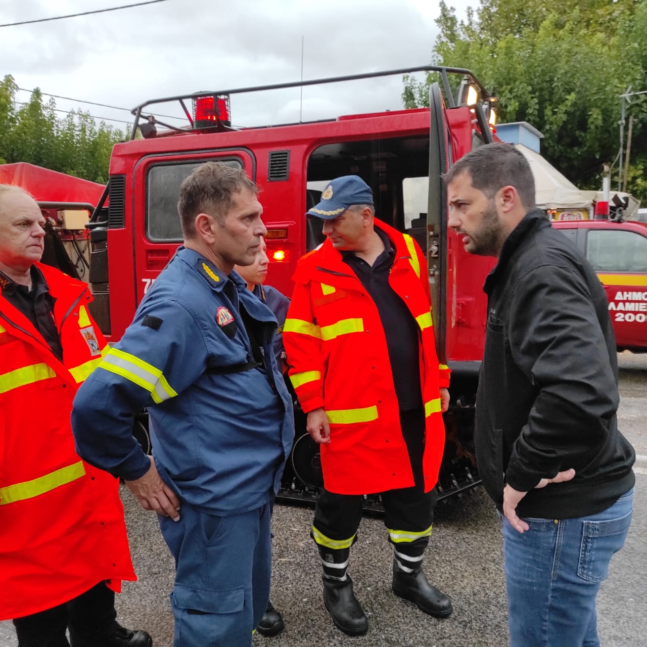 Το ‘ευχαριστώ’ του Σπανού σε Πυροσβέστες, Σώματα Ασφαλείας, Δήμους και εθελοντές