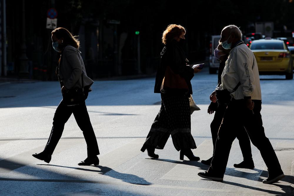 Κορονοϊός: 85 θάνατοι, 4.766 νέα κρούσματα, 684 διασωληνωμένοι