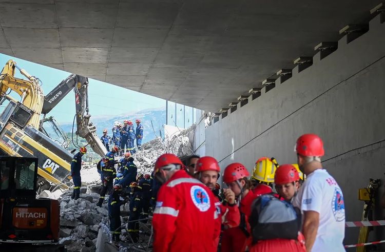 Πάτρα: Βαρύτατες κακουργηματικού χαρακτήρα ποινικές διώξεις στους 4 συλληφθέντες για την κατάρρευση της γέφυρας