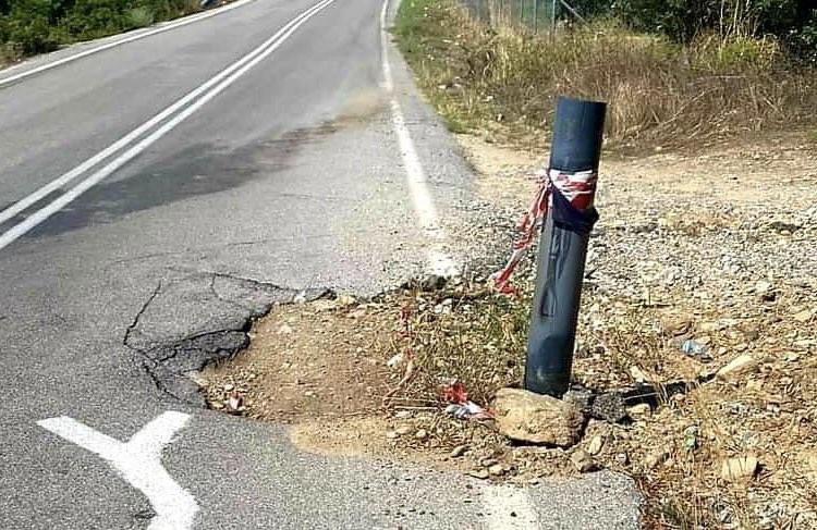 Προσοχή! Κίνδυνος σε κεντρικό δρόμο της Εύβοιας για τους οδηγούς