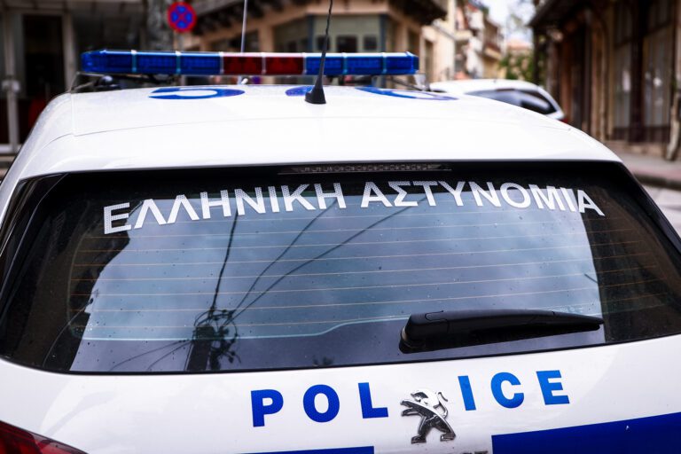 «Άνοιξαν» αποθήκες και σπίτια και άρπαξαν εργαλεία αξίας 5.600 ευρώ