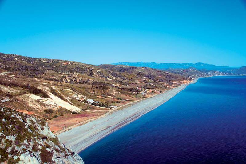Η απέραντη… μαγική παραλία της Εύβοιας!