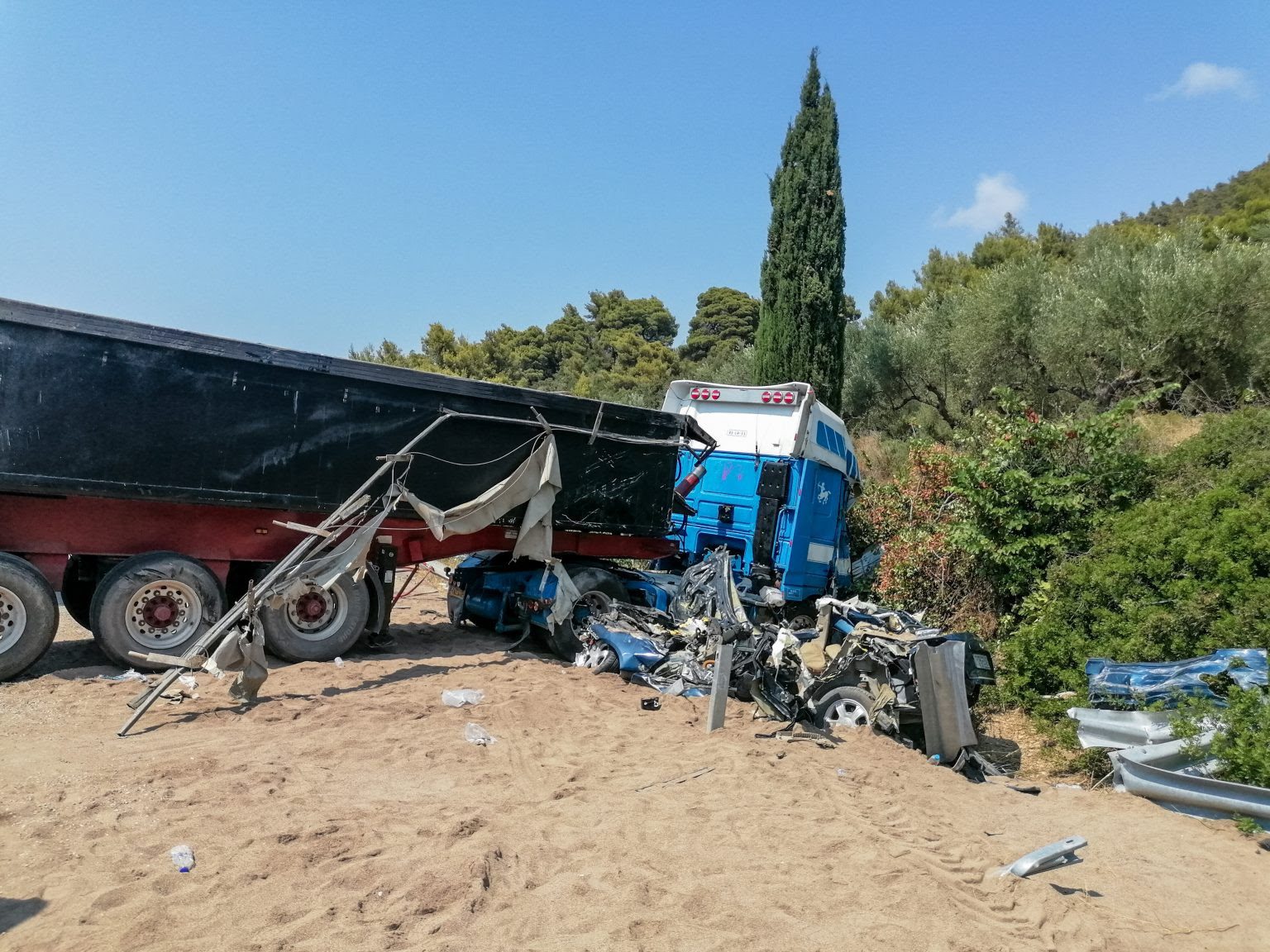 Τροχαίο στη Μεσσηνία: Χαροπαλεύει ο 19χρονος που έχασε πατέρα και αδερφή