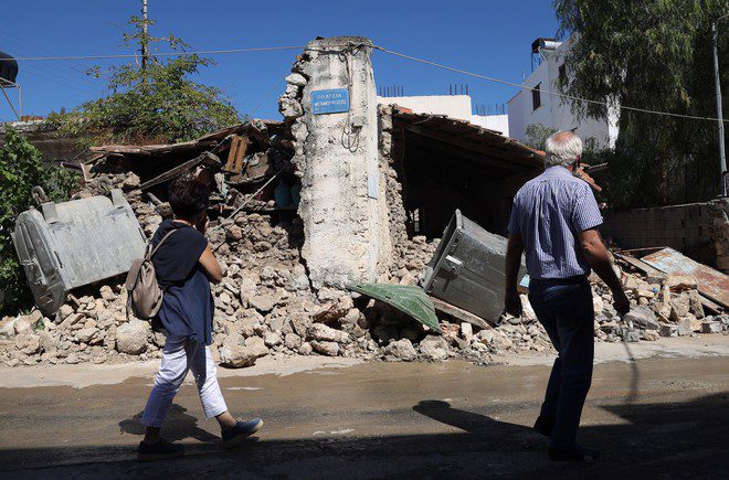 Εύβοια: Στο… περίμενε οι σεισμόπληκτοι – Στη Βουλή το θέμα