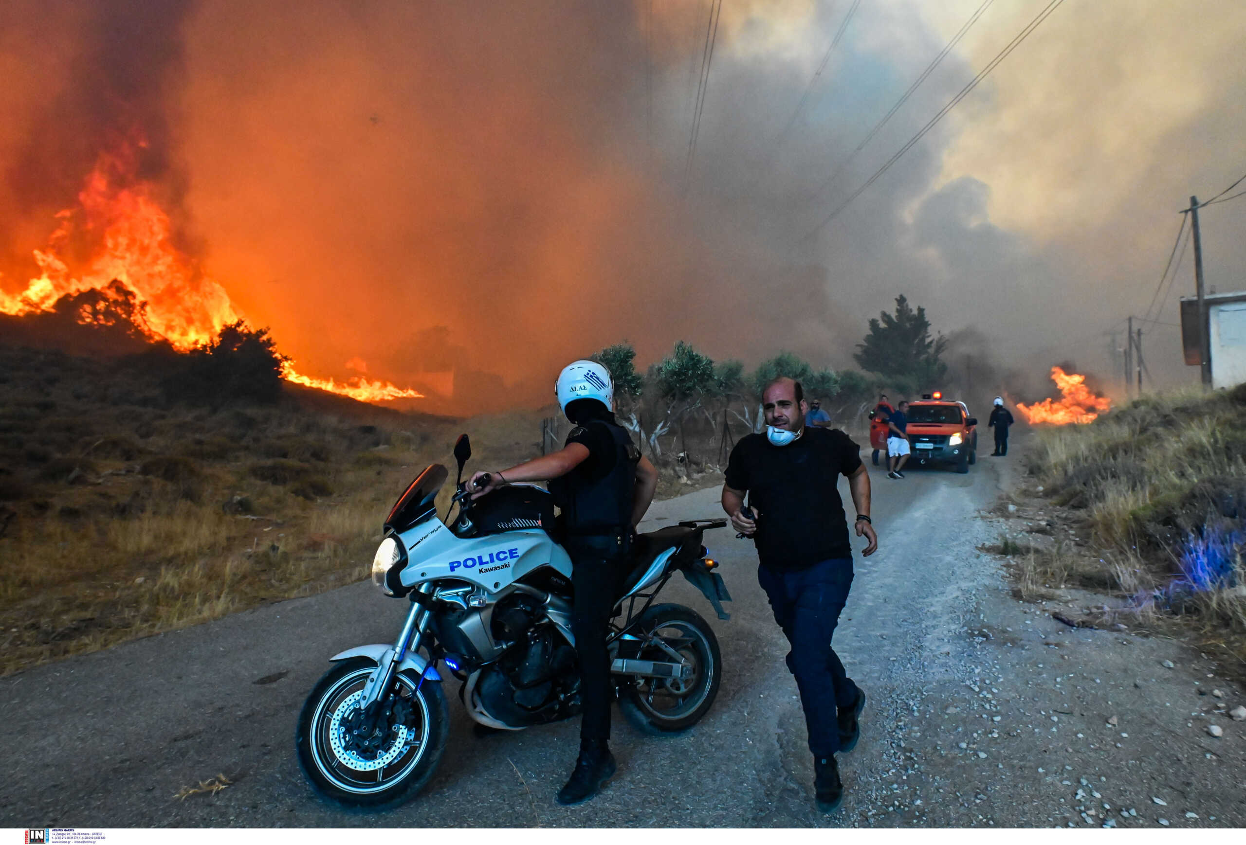 Φωτιά στο Βαρνάβα: Οι κυκλοφοριακές ρυθμίσεις στην Αττική