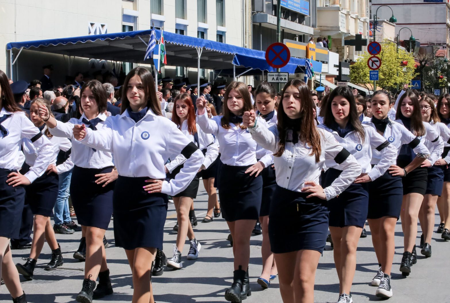 28η Οκτωβρίου στην Εύβοια: Πώς επιλέγονται ο σημαιοφόρος και οι παραστάτες για τις παρελάσεις