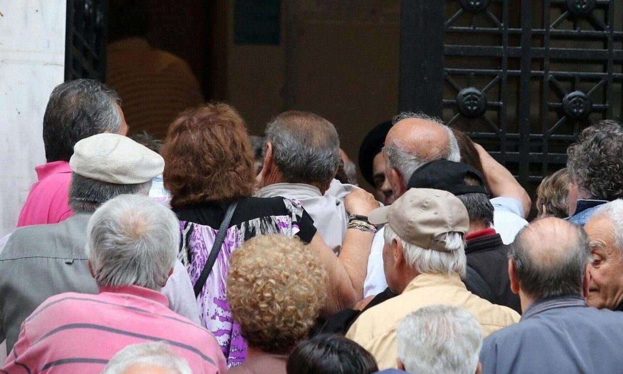 Ανατροπή με τις συντάξεις Δεκεμβρίου: Μεγάλη προπληρωμή στο ΑΤΜ