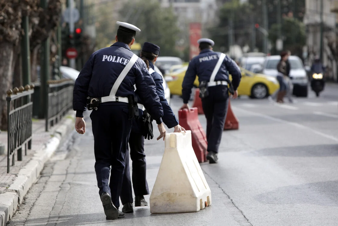 Κυκλοφοριακές ρυθμίσεις στην Αθήνα για το Πολυτεχνείο: Ποιοι δρόμοι κλείνουν