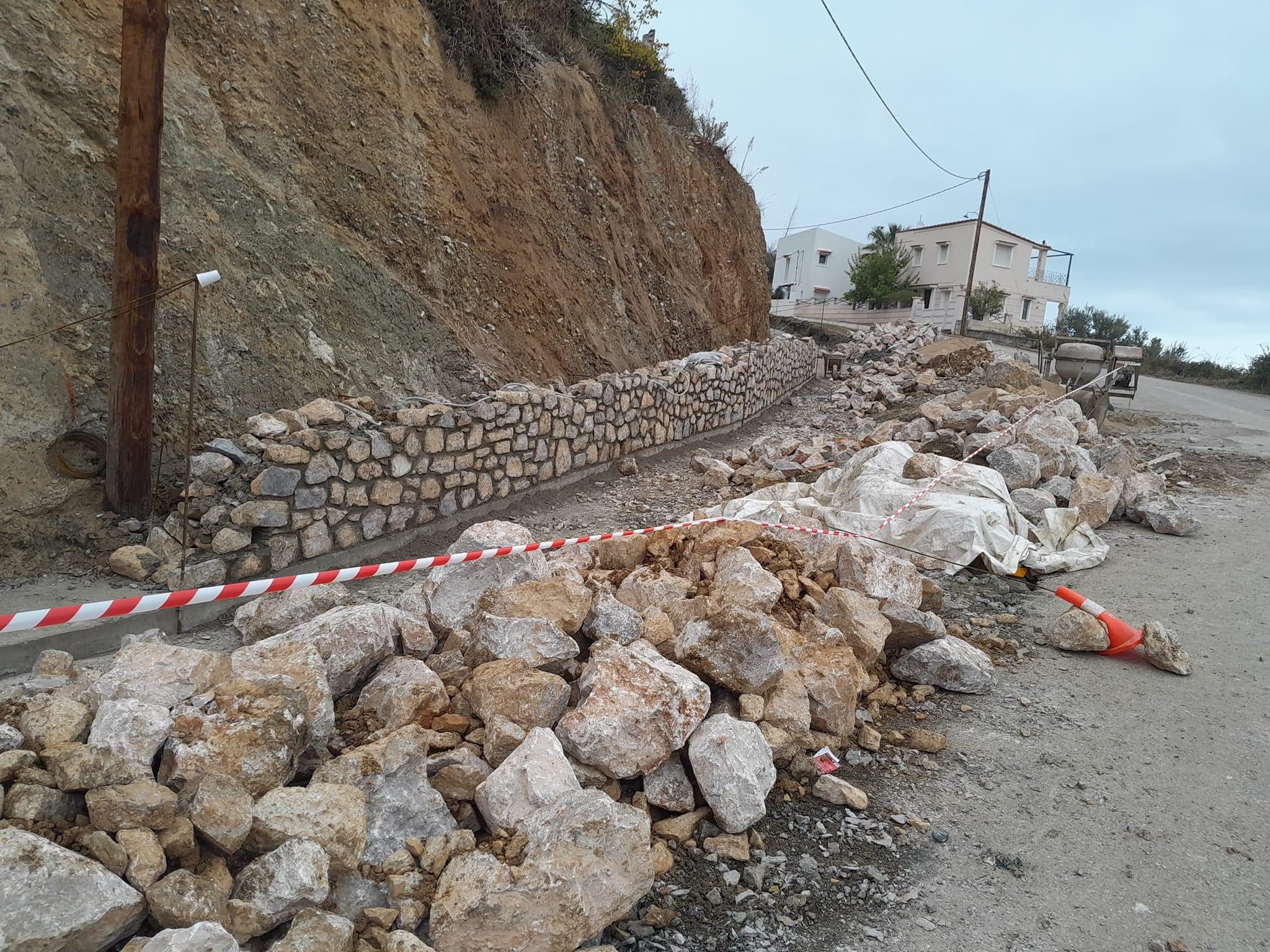 Εύβοια: Σε αυτό το χωριό αλλάζουν όλα με τις πέτρινες κατασκευές (εικόνες)