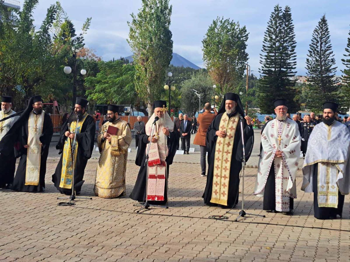 Χαλκίδα: Πως γιορτάστηκε η ημέρα των Ενόπλων Δυνάμεων