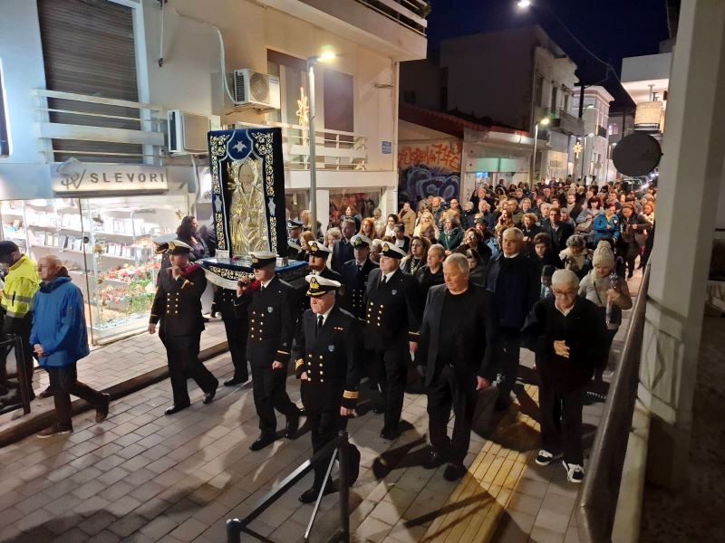 Η Χαλκίδα τίμησε με μεγαλοπρέπεια τον Άγιο Νικόλαο (εικόνες)