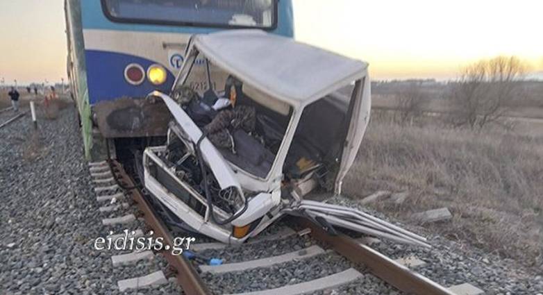 Σφοδρή σύγκρουση τρένου με αυτοκίνητο στο Κιλκίς – Νεκρός ο οδηγός